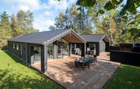Cozy Home In Gilleleje With Sauna Gilleleje